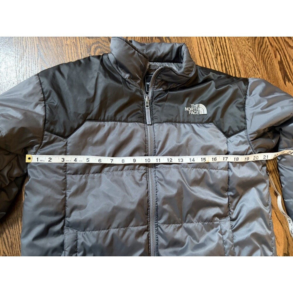 The North Face Men's Two Tone Gray Quilted Puffer Jacket Size Medium Winter Snow - Picture 9 of 10